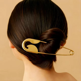 SAFETY PIN CLIP