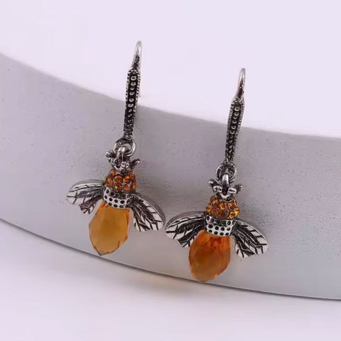GOLDEN BEE HARMONY EARRINGS (PAIR)