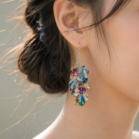 IRIDESCENT TEARDROPS DANGLES (PAIR)