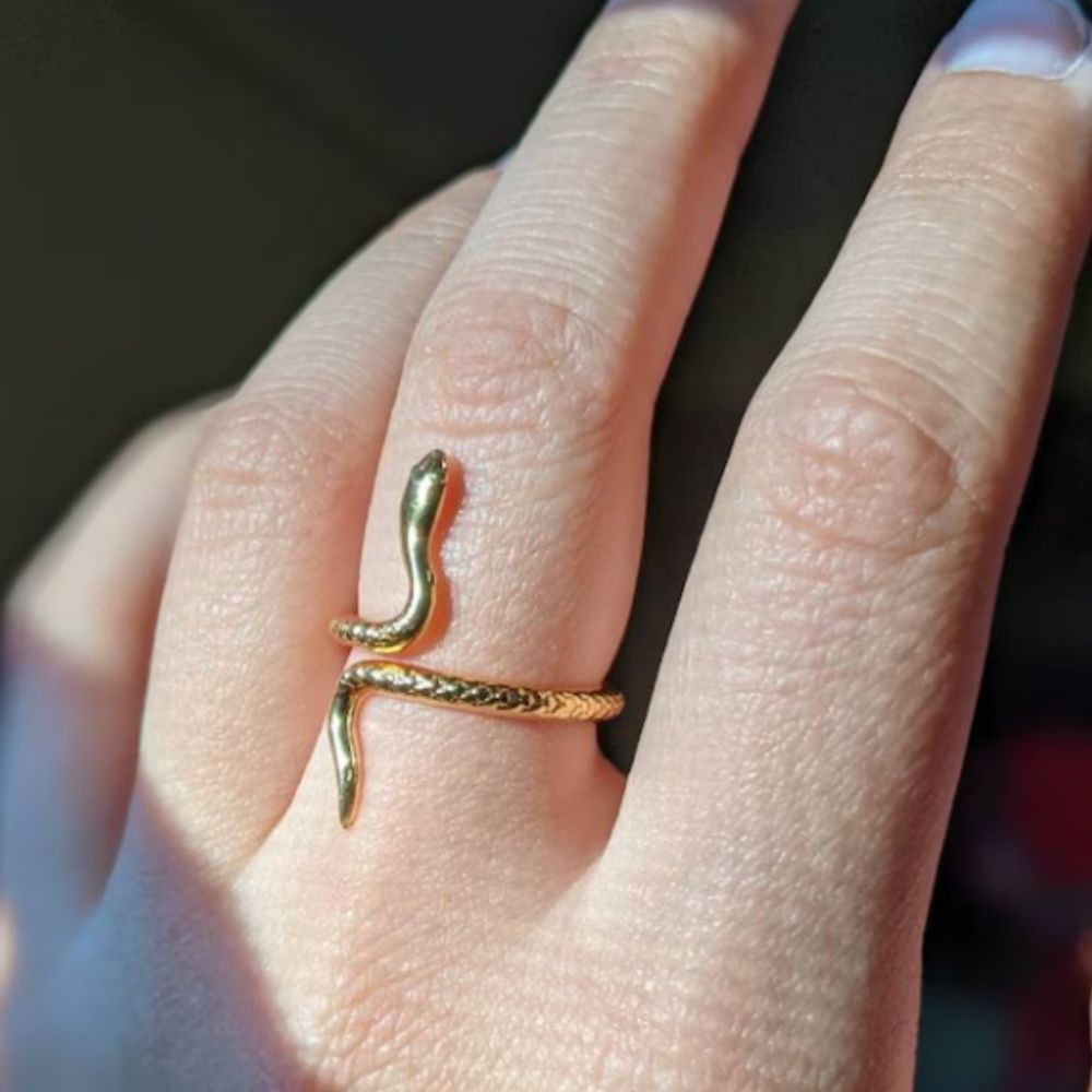 GOLD SNAKE RING (ADJUSTABLE)