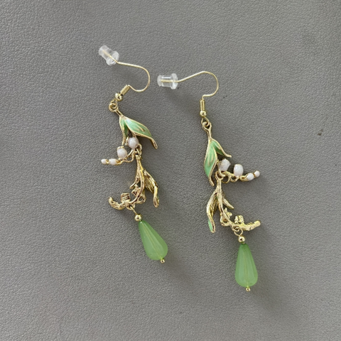 LILY OF THE VALLEY EARRINGS (PAIR)