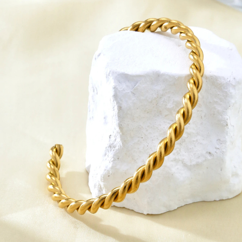 TWISTED CHAIN BRACELET