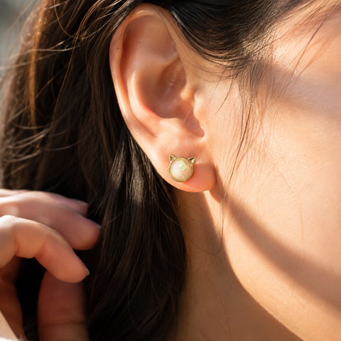 GOLD MINI CATS STUDS (PAIR)