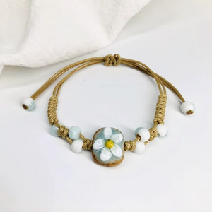 DELICATE FLOWER BRACELET (ADJUSTABLE)