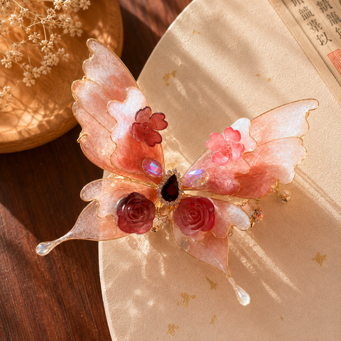 DELICATE BUTTERFLY HAIR CLIP