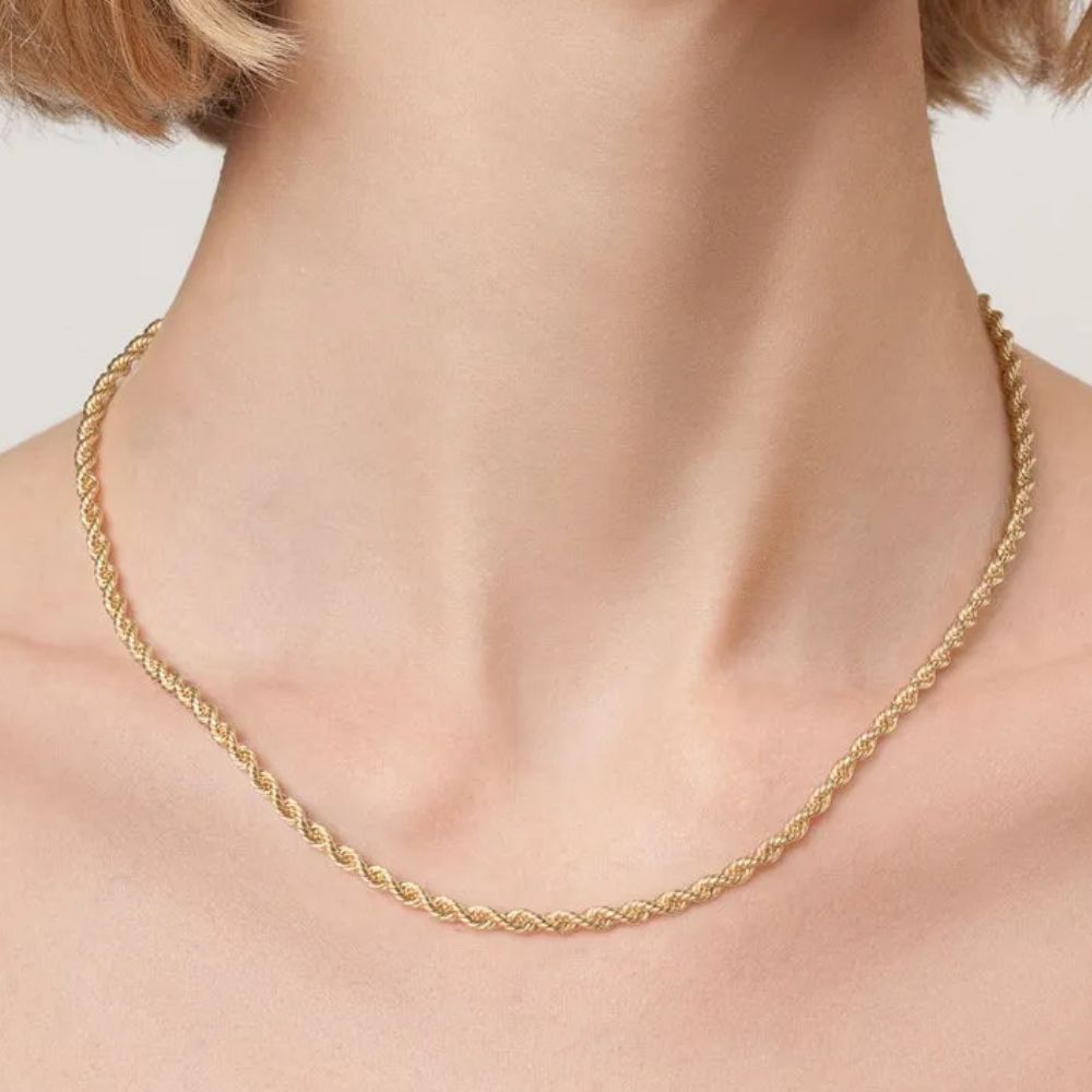 TWISTED CHAIN NECKLACE