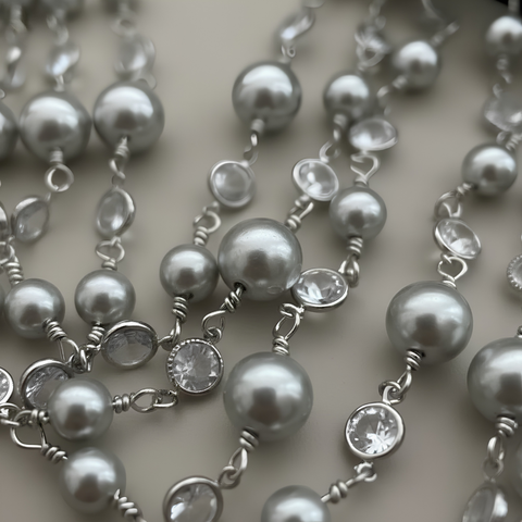 EARRING & HAIR ACCESSORY