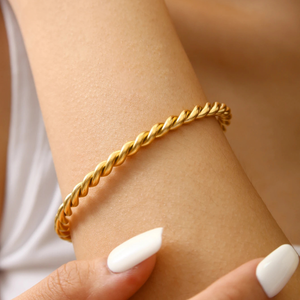 TWISTED CHAIN BRACELET