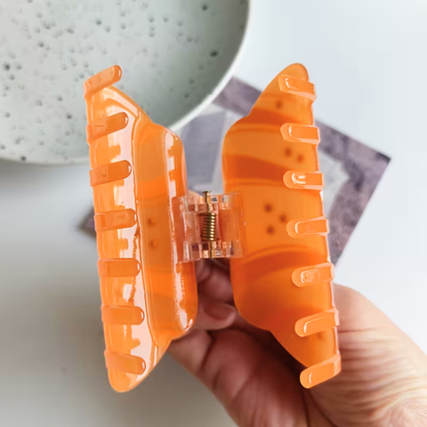 FISH HAIR CLIP