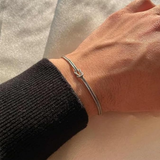 DAINTY KNOT BRACELET (ADJUSTABLE)