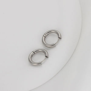 CLASSIC HOOP EARRINGS (PAIR)