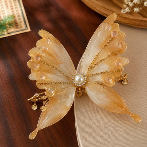 DELICATE BUTTERFLY HAIR CLIP
