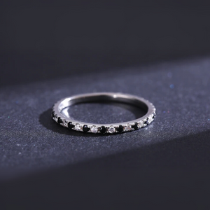 ONYX BAND RING