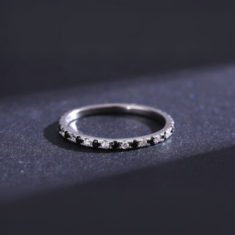 ONYX BAND RING