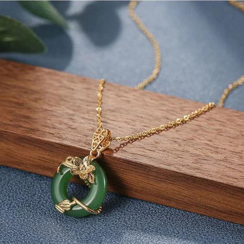 GOLD FLOWER JADE NECKLACE