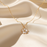 GOLD SAKURA FLOWER NECKLACE