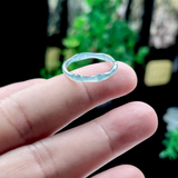 JADE CURVE RING