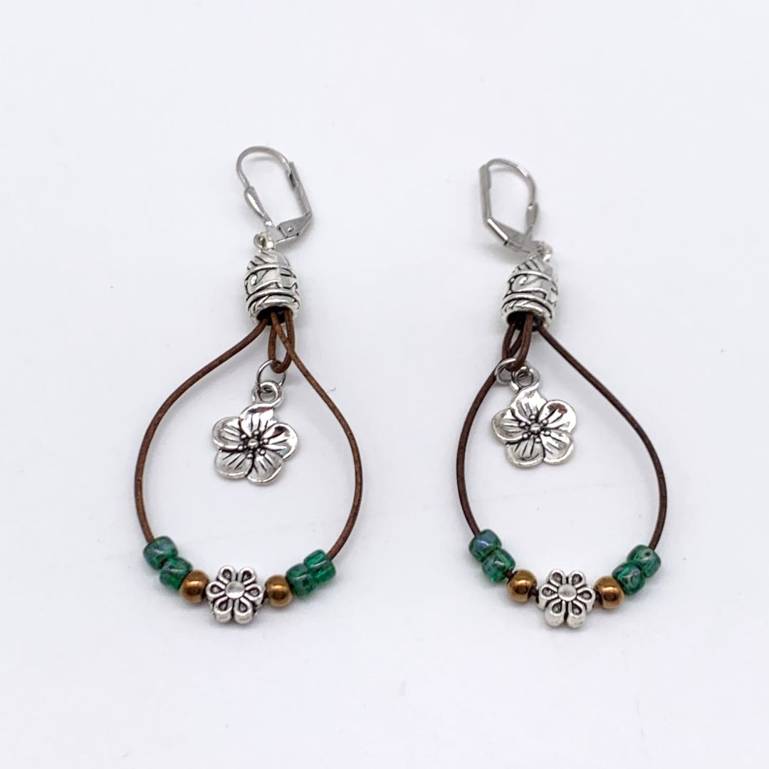 VINTAGE BOHO FLOWER EARRINGS (PAIR)