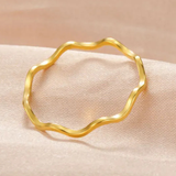 RIPPLE STACKING RING
