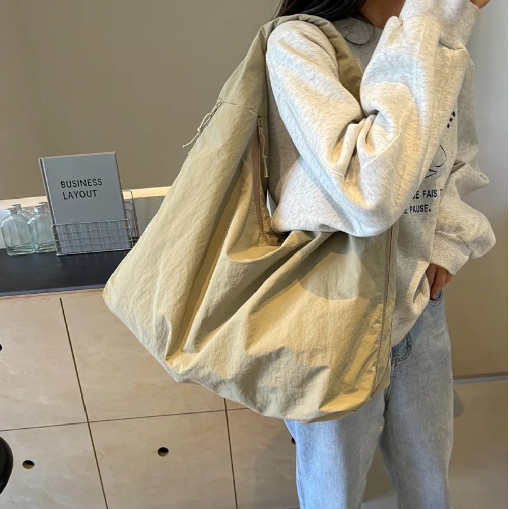 Mira™ Lush Bag