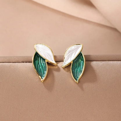 SIMPLE LEAF EARRINGS (PAIR)