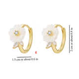 PEARL FLOWER EARRINGS (PAIR)