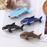 SUMMER SHARK CLIP
