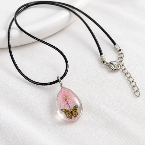 DRIED FLOWERS NECKLACE