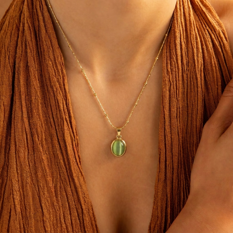 JADE OVAL PENDANT NECKLACE