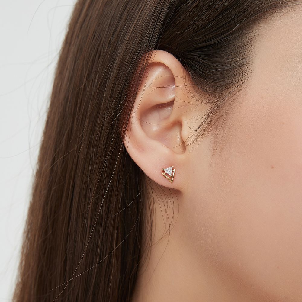 ARROWHEAD STUD EARRINGS (PAIR)