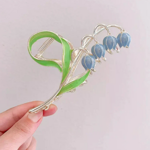 LILY FLOWER HAIR CLIP