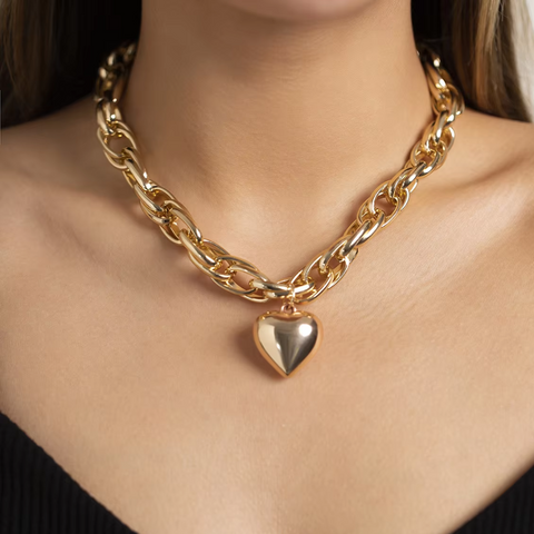 BOLD HEART NECKLACE