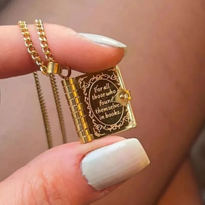 BOOK LOVERS NECKLACE