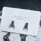 FLY STUDS (PAIR)