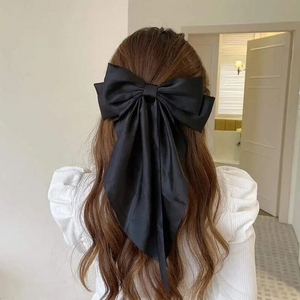 GRAND BOW HAIR CLIP