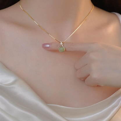 LUXURY JADE NECKLACE