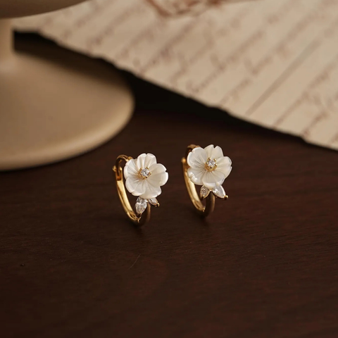 PEARL FLOWER EARRINGS (PAIR)