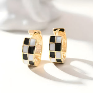 CHECKERED HOOPS (PAIR)