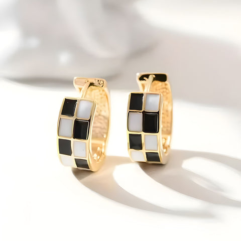 CHECKERED HOOPS (PAIR)