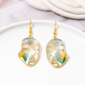 ABSTRACT FLOWER FACE EARRINGS (PAIR)