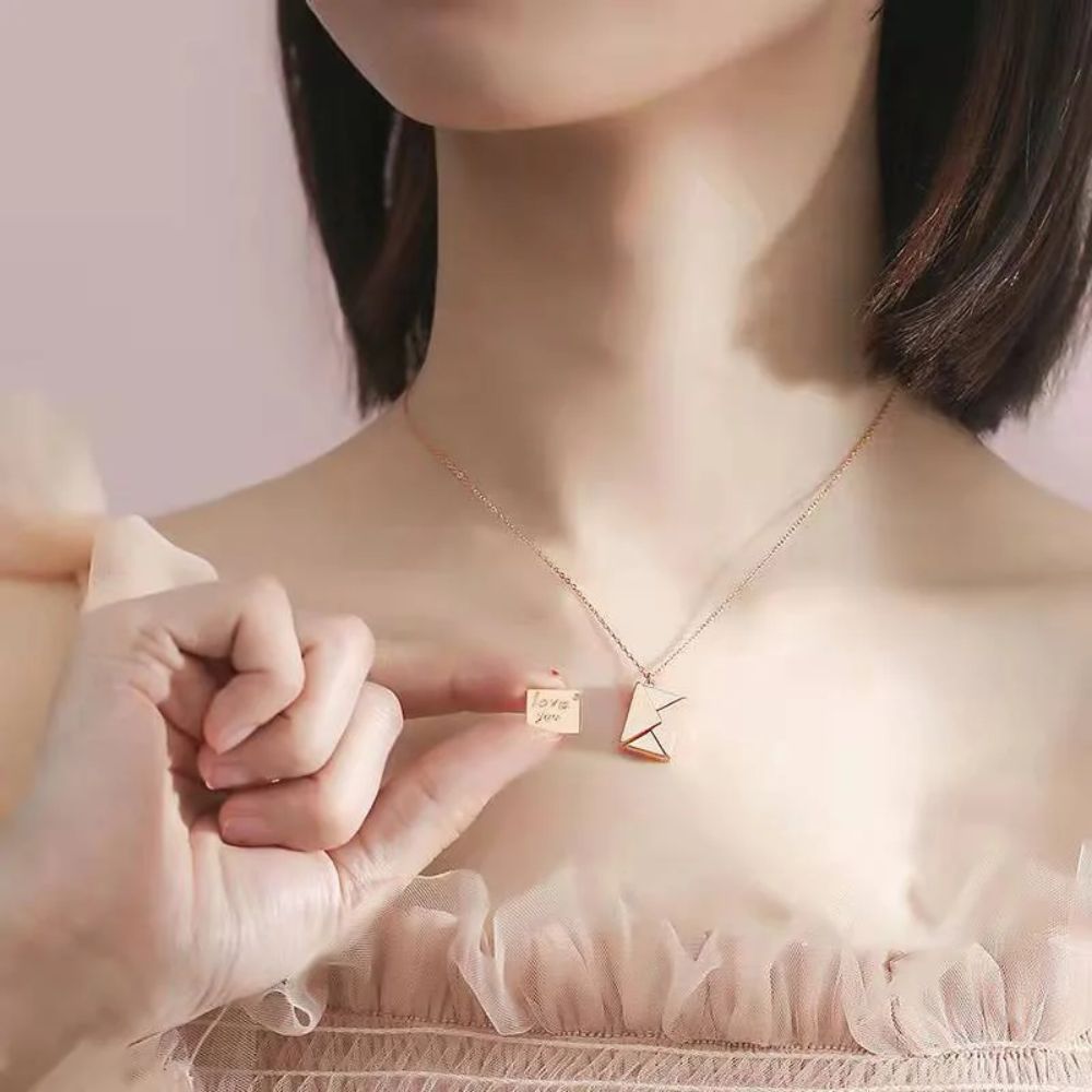 LOVE LETTER NECKLACE