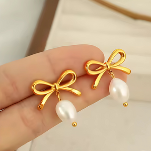 GRACE PEARL EARRINGS (PAIR)