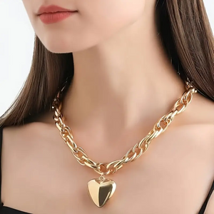 BOLD HEART NECKLACE