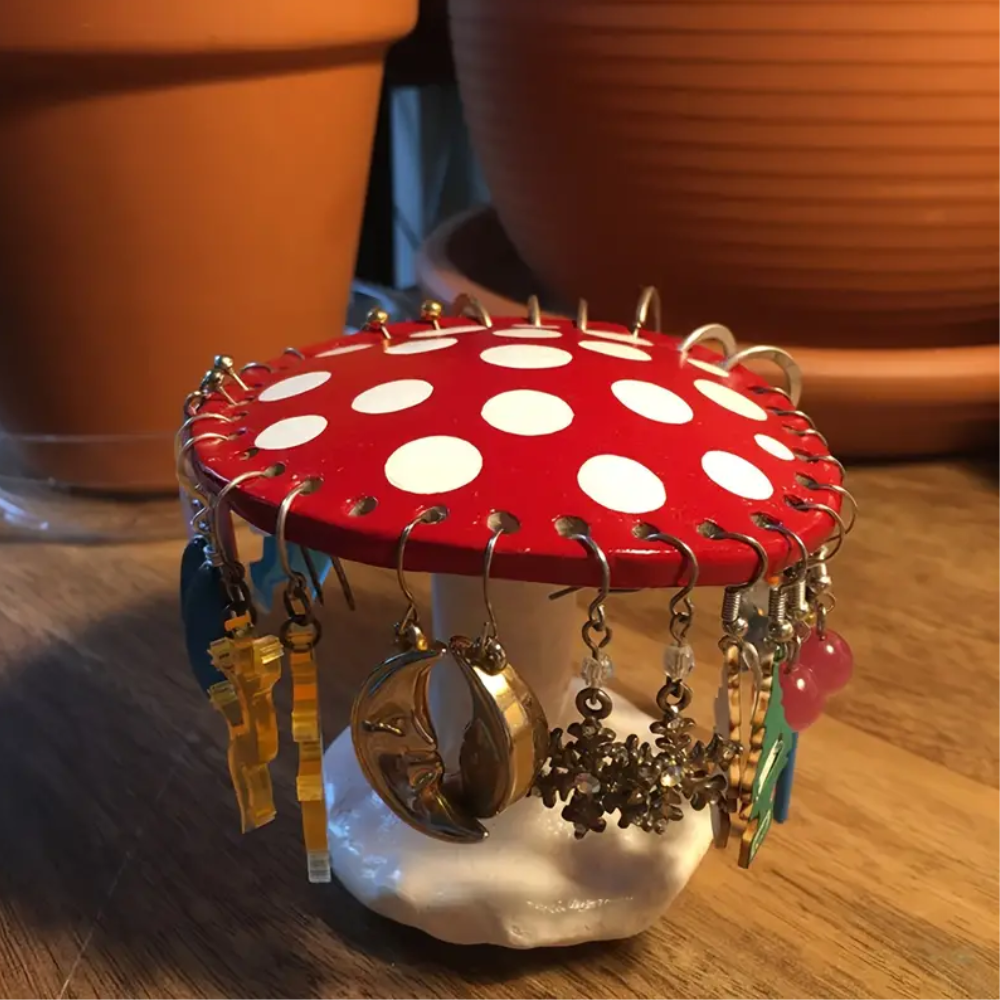 MUSHROOM EARRINGS HOLDER