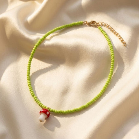 BEADED MUSHROOM NECKLACE