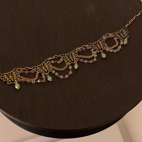DIVINE NECKLACE
