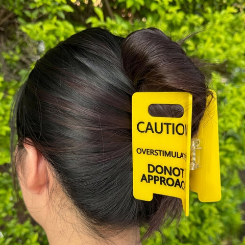 CAUTION CLAW CLIP