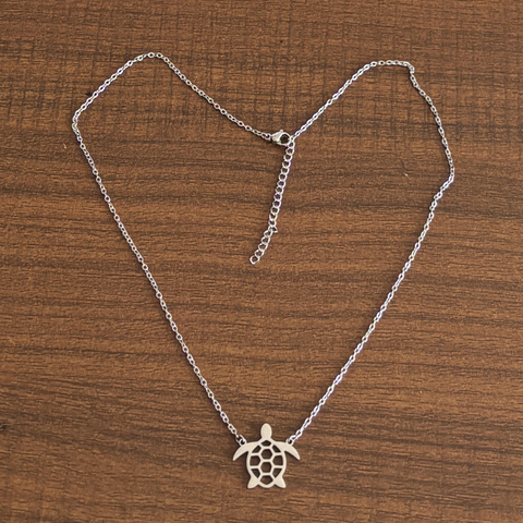 DAINTY TURTLE NECKLACE