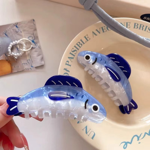 FISH HAIR CLIP