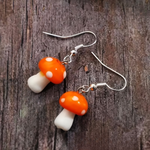 MINI MUSHROOM EARRINGS (PAIR)